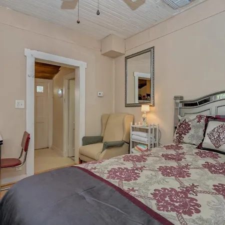 Perfect Downtown Space-Walk To Library, Theater